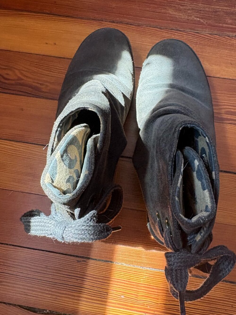 Dark brown Fly London Suede platform shoes--barely worn